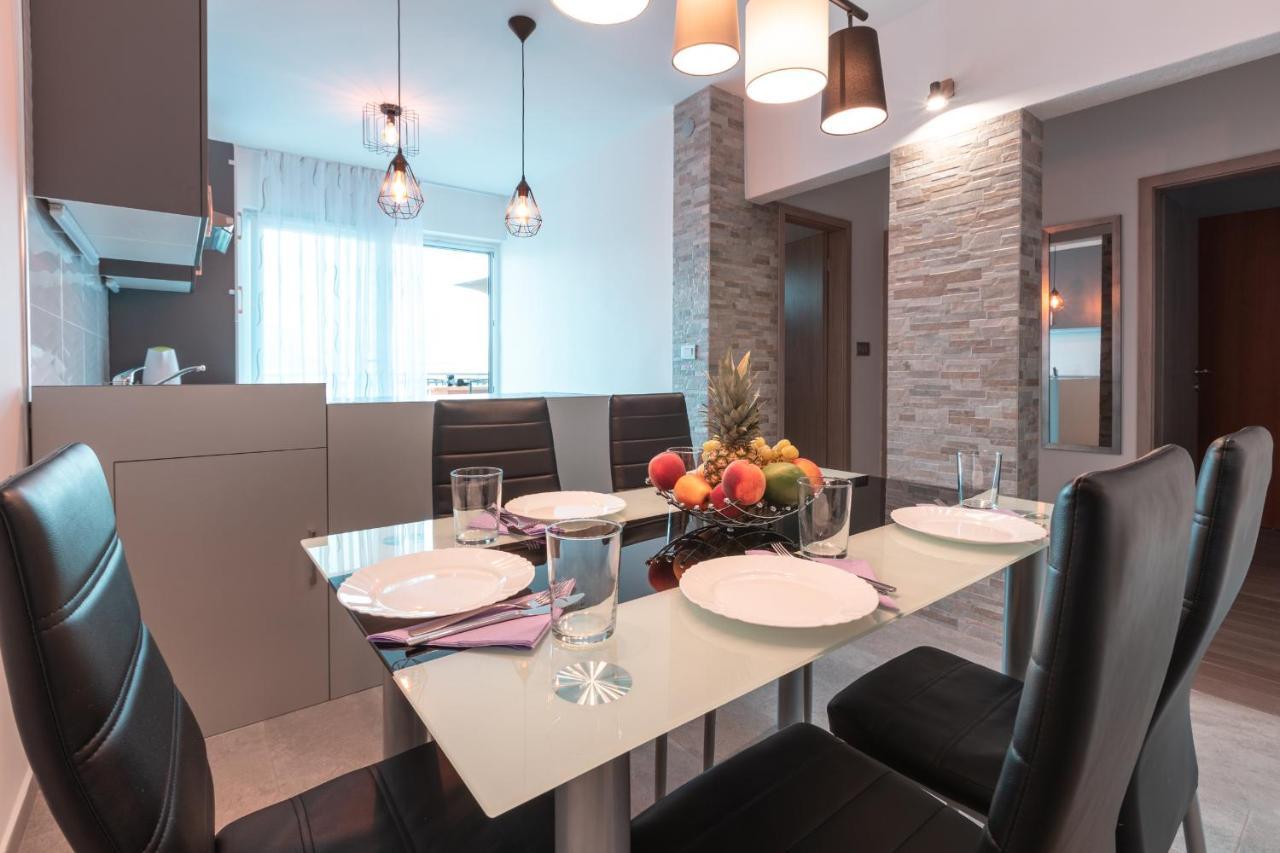 Holiday Home Insulam Mare โตรกีร์ ภายนอก รูปภาพ